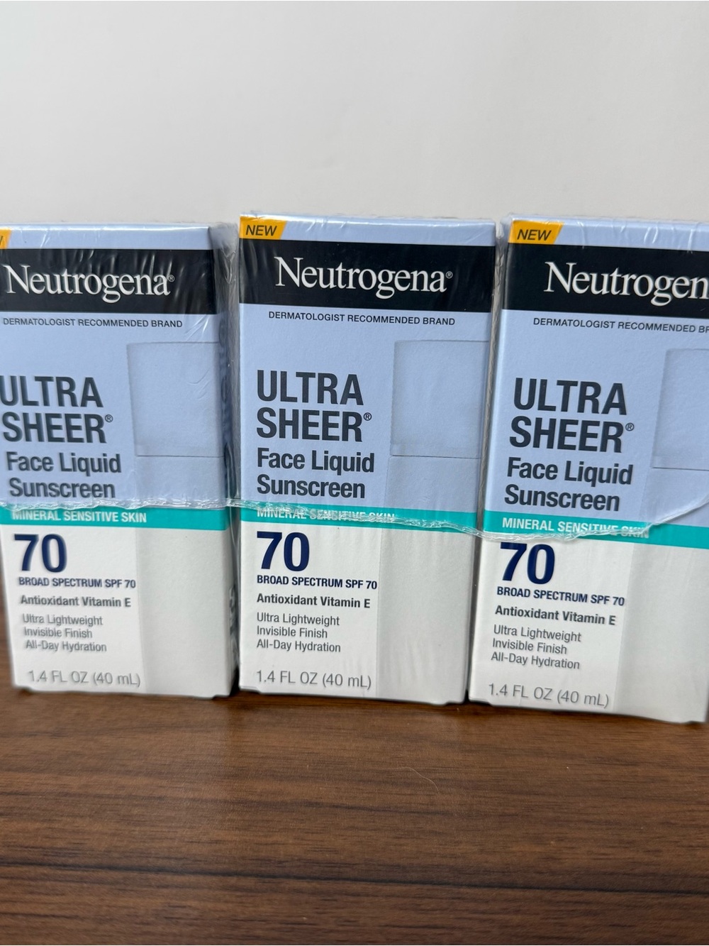 Neutrogena Ultra Sheer Face Liquid Sunscreen SPF 70 3 pack